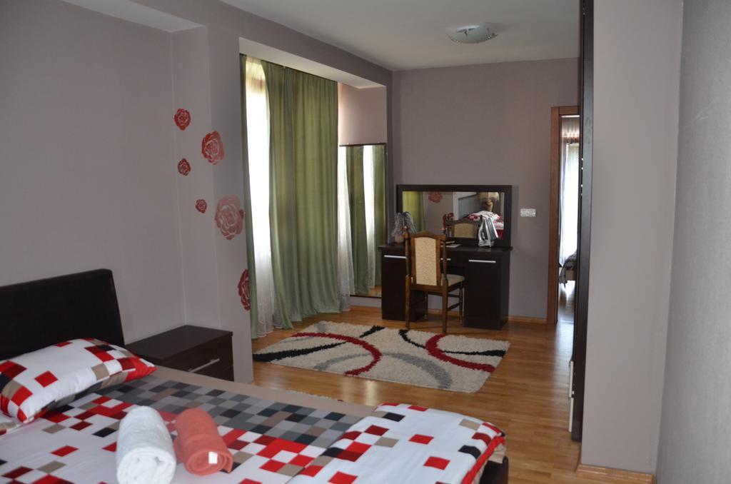 Villa Caci Ohrid Esterno foto